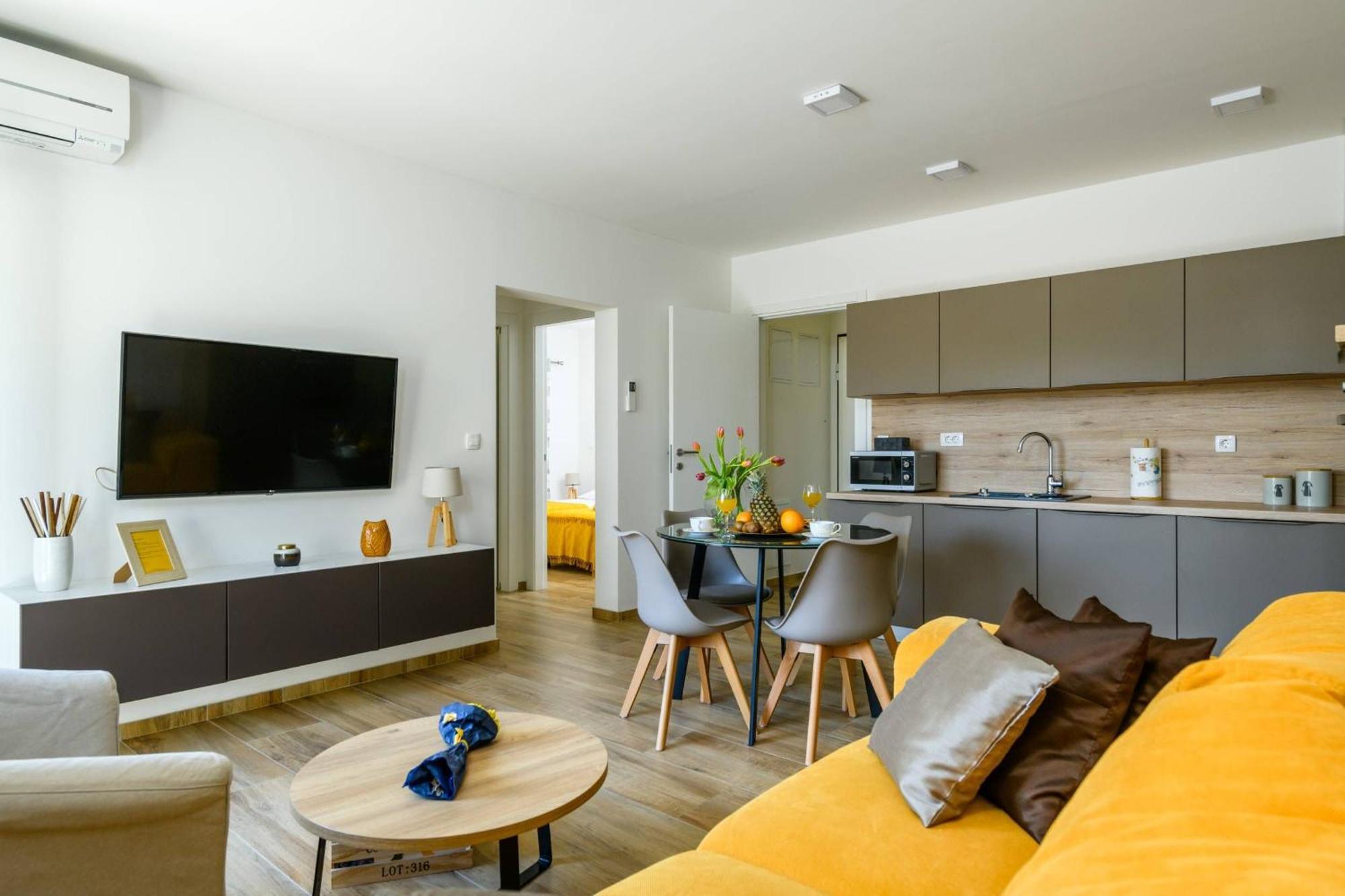 Dora In Kastanjer Apartman