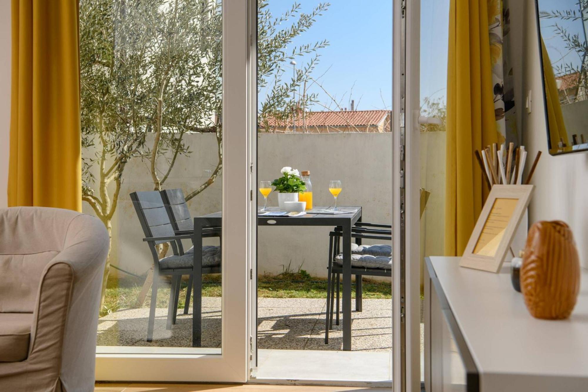 Apartment Dora In Kastanjer Pula